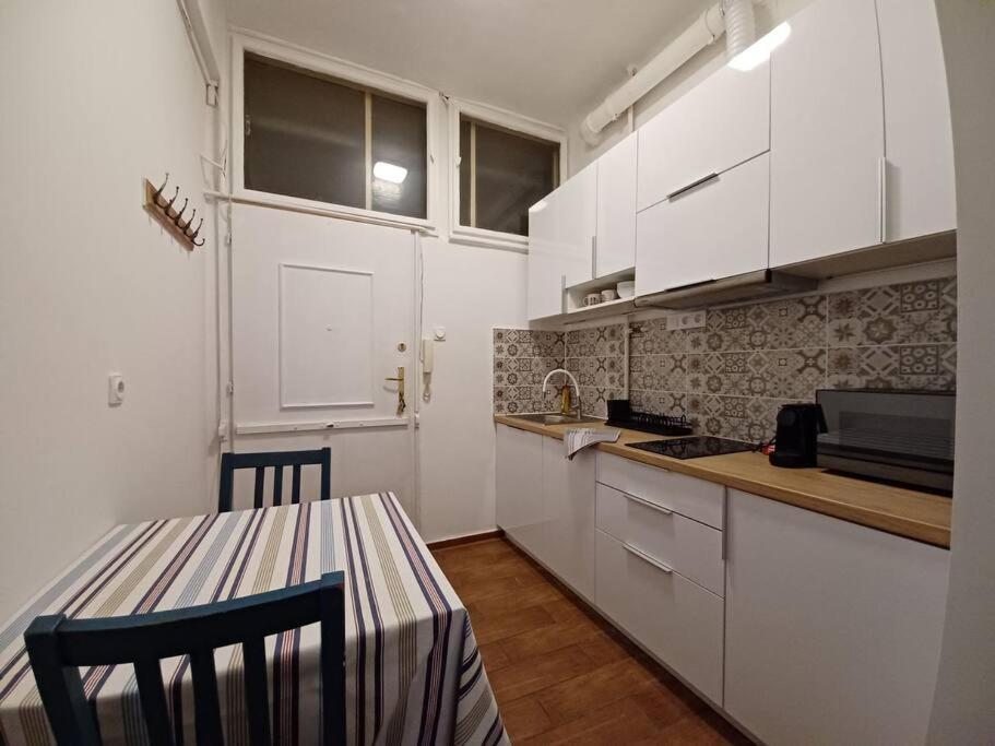 Hero'S Square Apartment Budapest Extérieur photo